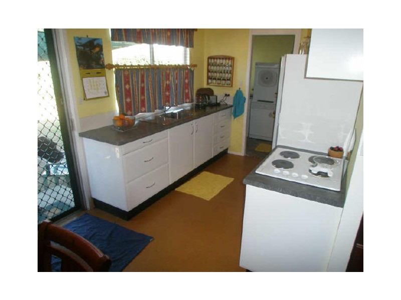 8 Salamander Place, Raymond Terrace NSW 2324