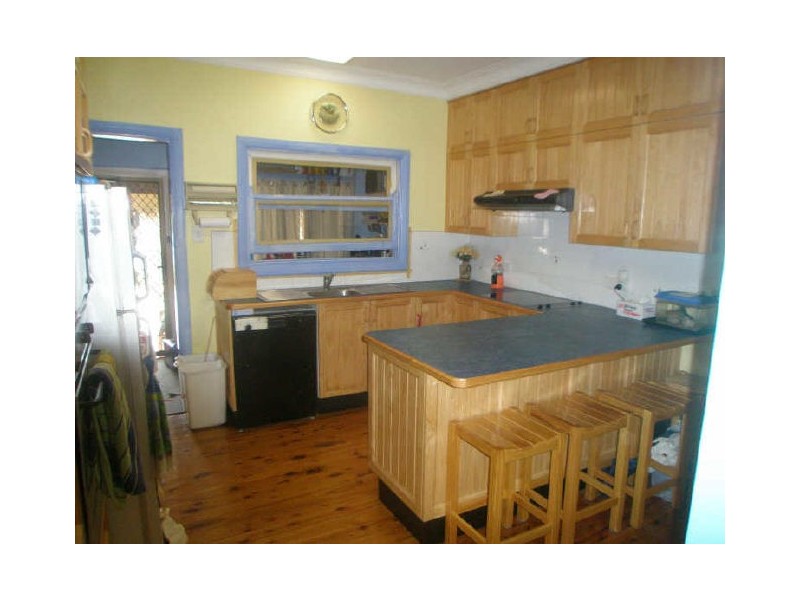 21 Cambridge Avenue, Raymond Terrace NSW 2324