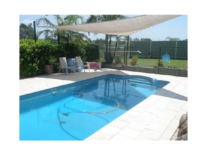12 Kanwary Close, Raymond Terrace NSW 2324