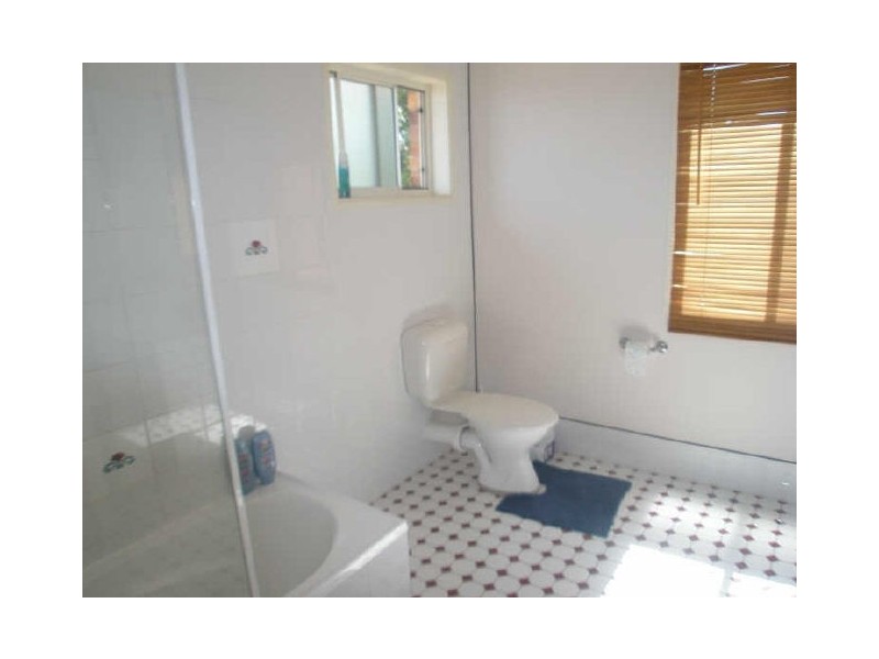 2 Holwell Circuit, Raymond Terrace NSW 2324
