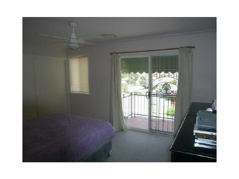 2 Holwell Circuit, Raymond Terrace NSW 2324