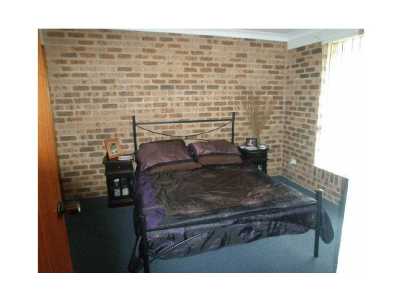 2/85a Benjamin Lee Drive, Raymond Terrace NSW 2324