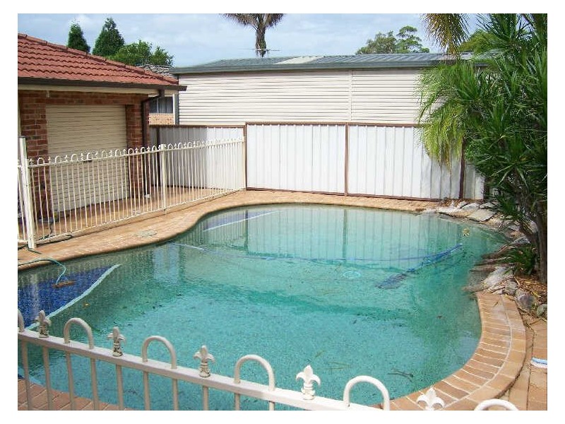 6 Elwin Road, Raymond Terrace NSW 2324