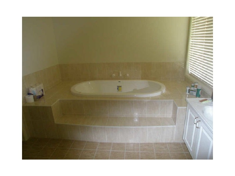 14 Edstein Place, Raymond Terrace NSW 2324