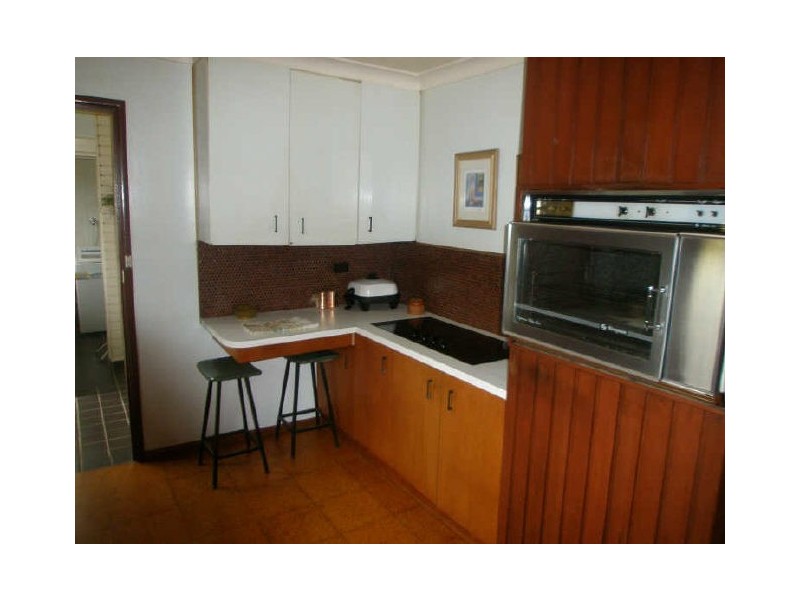 11 Kia Ora Street, Raymond Terrace NSW 2324