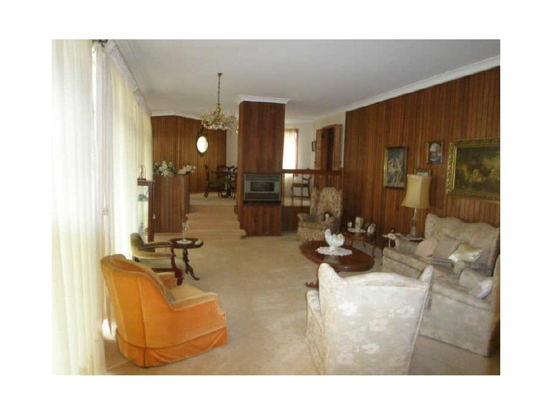 11 Kia Ora Street, Raymond Terrace NSW 2324