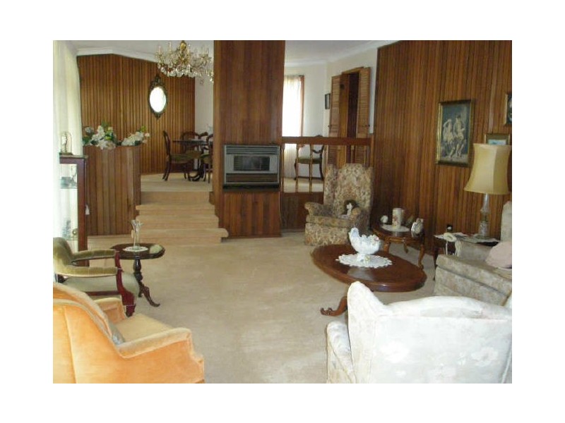 11 Kia Ora Street, Raymond Terrace NSW 2324