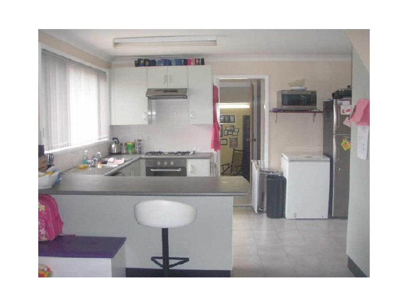 16 Beaton Avenue, Raymond Terrace NSW 2324