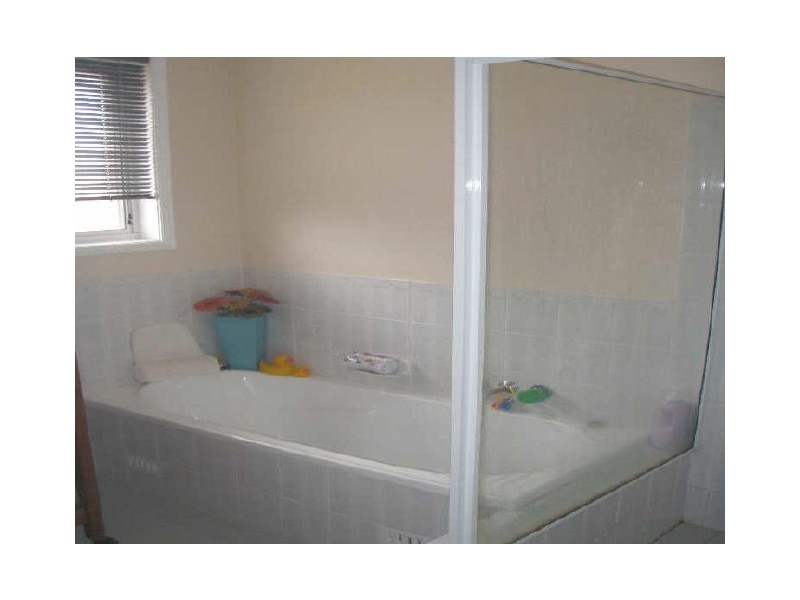 16 Beaton Avenue, Raymond Terrace NSW 2324