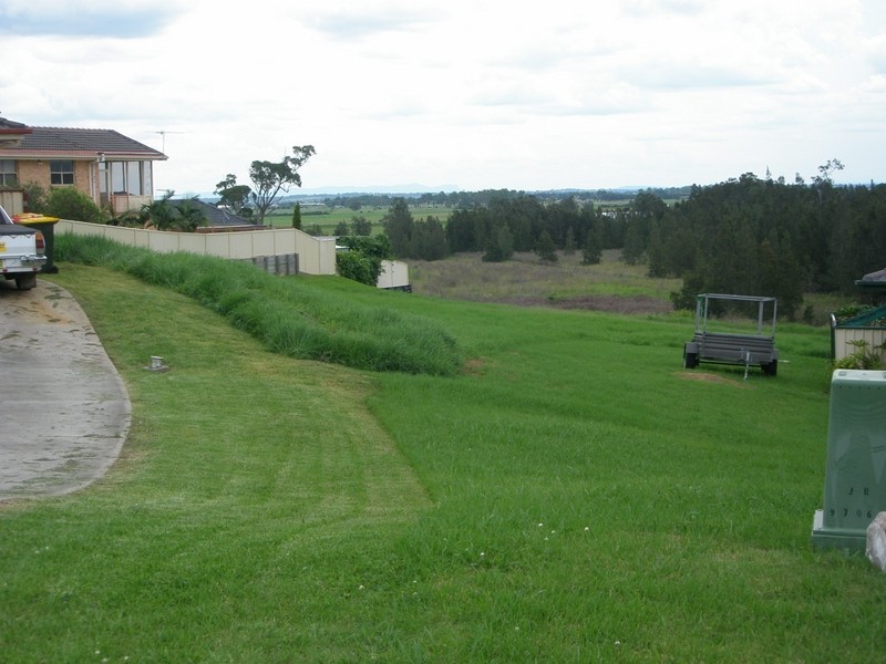 2 Talavera Close, Raymond Terrace NSW 2324