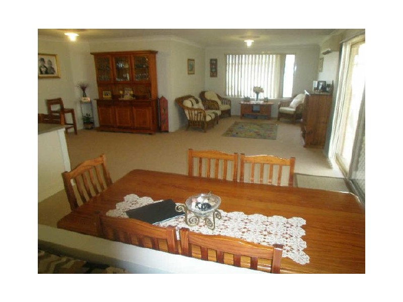 40 Hastings Drive, Raymond Terrace NSW 2324