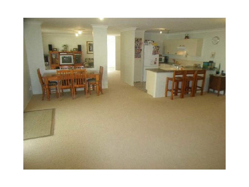 40 Hastings Drive, Raymond Terrace NSW 2324