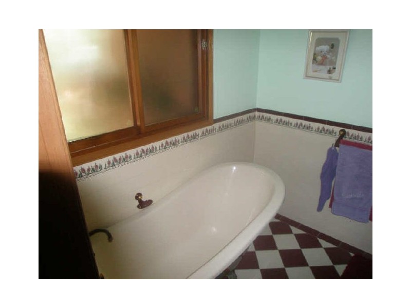 4 Green Wattle Creek Road, Woodville NSW 2321