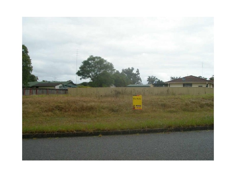 3 Dunn Place, Raymond Terrace NSW 2324