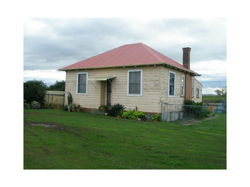 871 Raymond Terrace Road, Millers Forest NSW 2324