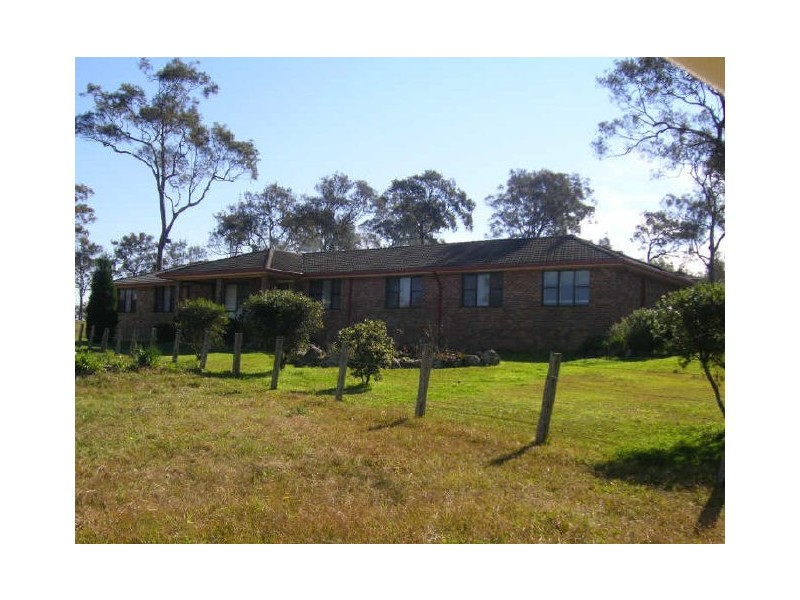 3 Jarvie Close, Seaham NSW 2324