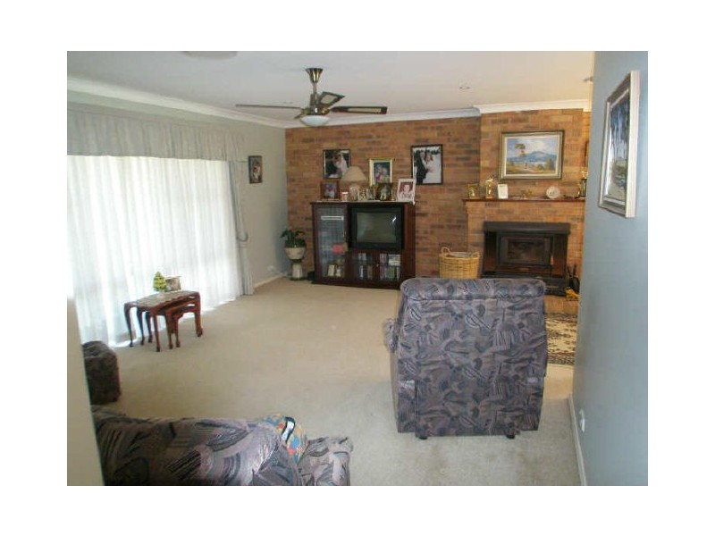 3 Jarvie Close, Seaham NSW 2324