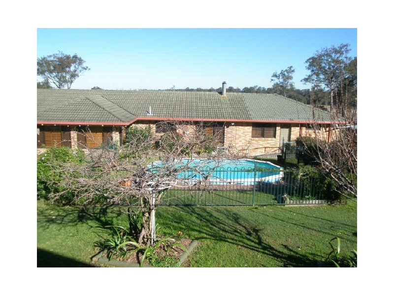 3 Jarvie Close, Seaham NSW 2324