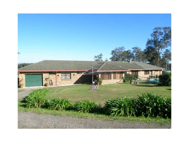 3 Jarvie Close, Seaham NSW 2324