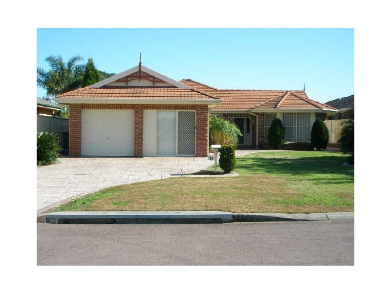 16 Gordon Reeve Close, Raymond Terrace NSW 2324