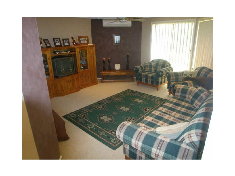 16 Gordon Reeve Close, Raymond Terrace NSW 2324