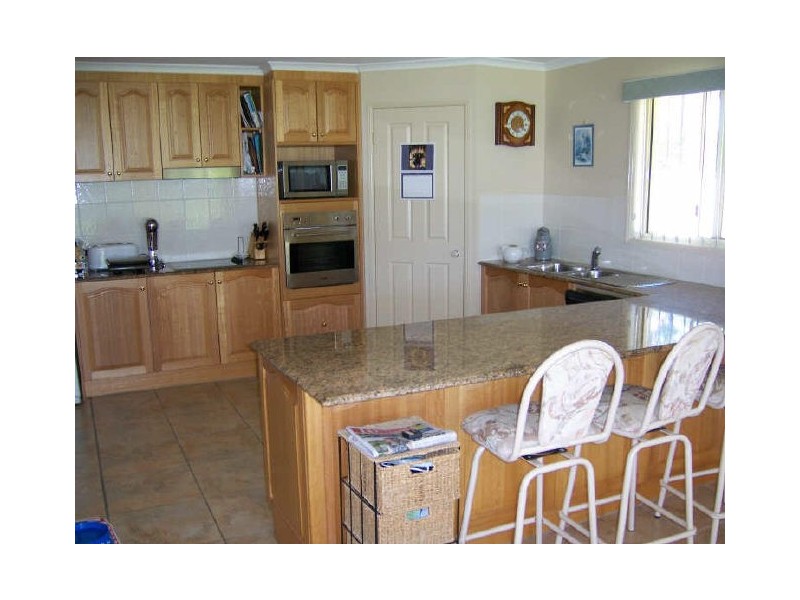 5 Sassin Close, Medowie NSW 2318