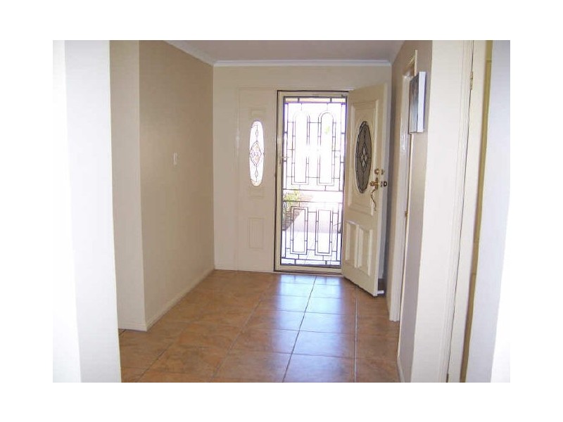 5 Sassin Close, Medowie NSW 2318
