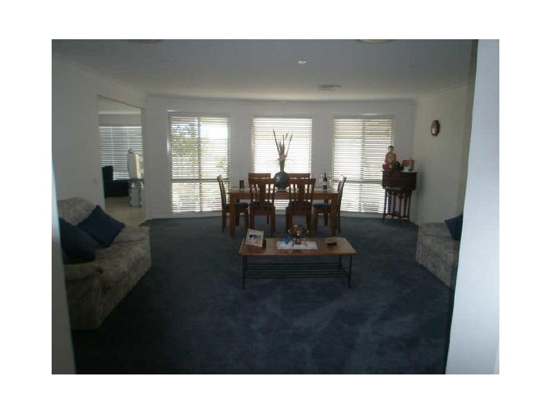 7 Edstein Place, Raymond Terrace NSW 2324
