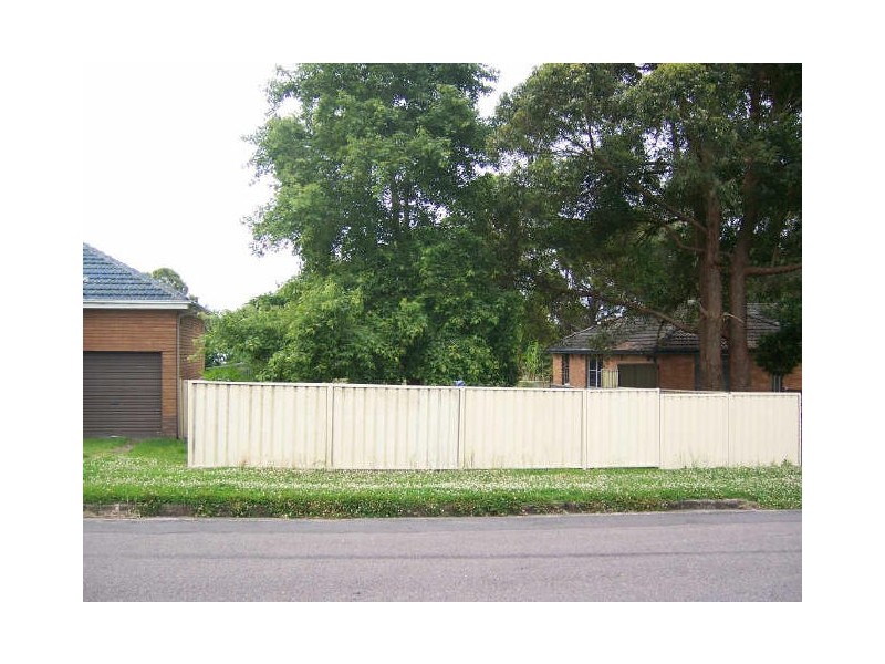 6 Cambridge Avenue, Raymond Terrace NSW 2324