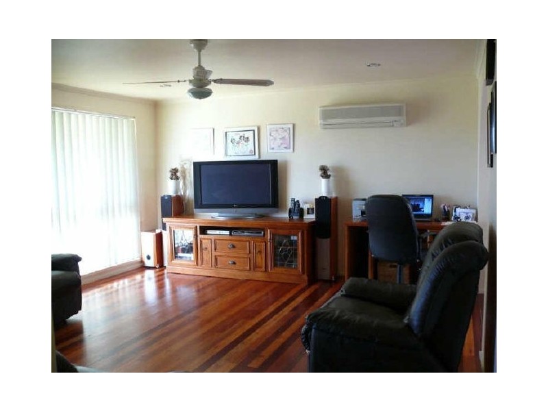 1 Cedar Hill Lane, Raymond Terrace NSW 2324