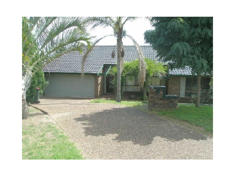 24 Barrellier Close, Raymond Terrace NSW 2324