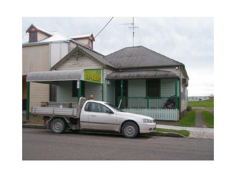 12 King Street, Raymond Terrace NSW 2324