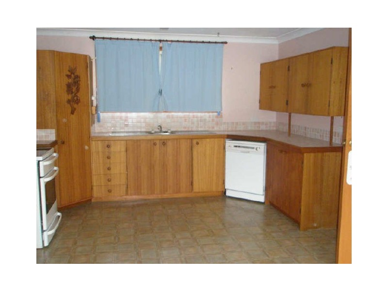 2 Panorama Close, Raymond Terrace NSW 2324