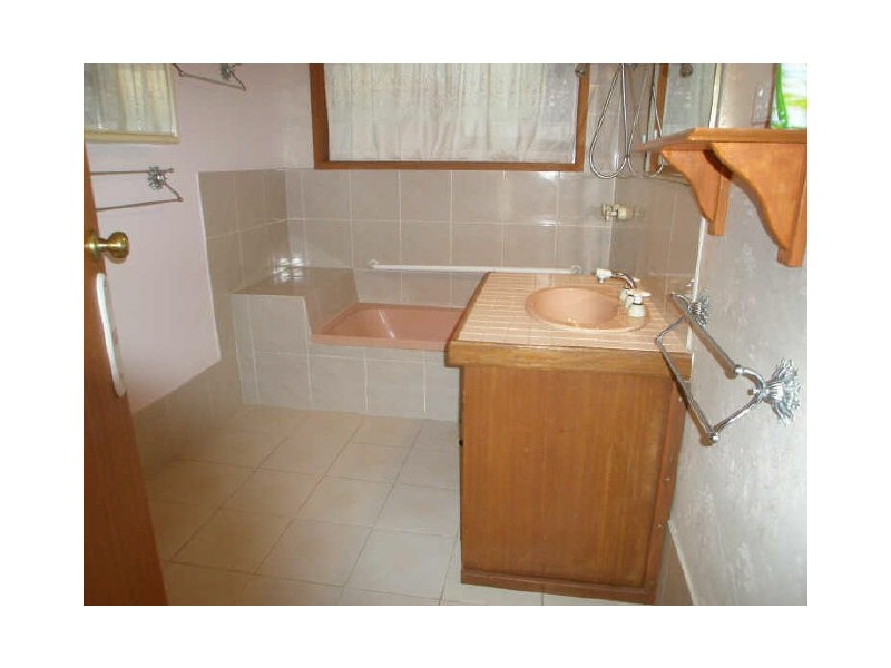 2 Panorama Close, Raymond Terrace NSW 2324