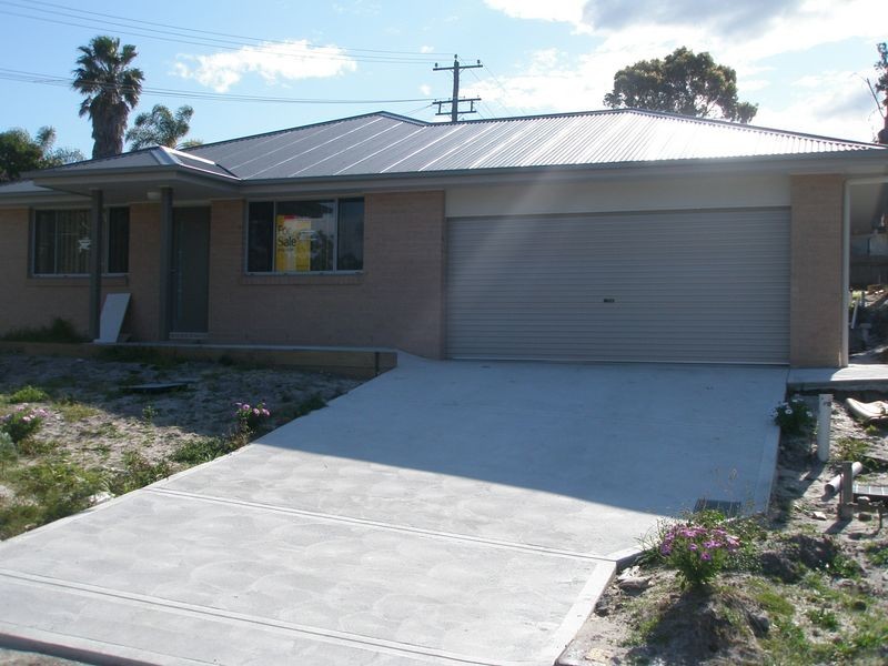 9 Dean Parade, Lemon Tree Passage NSW 2319