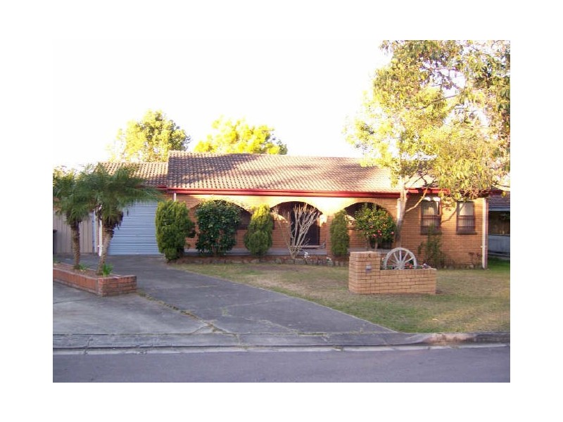 4 Passy Close, Raymond Terrace NSW 2324