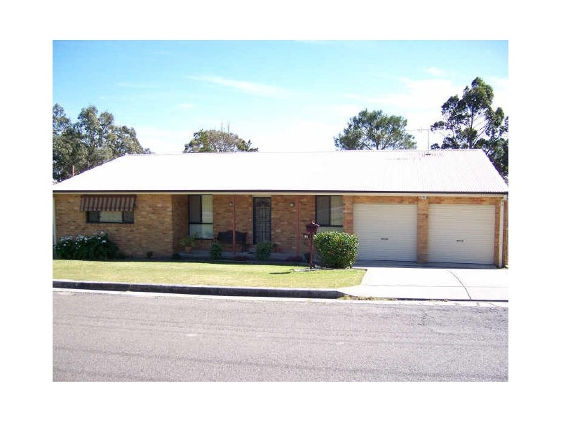 10 Walker Crescent, Raymond Terrace NSW 2324