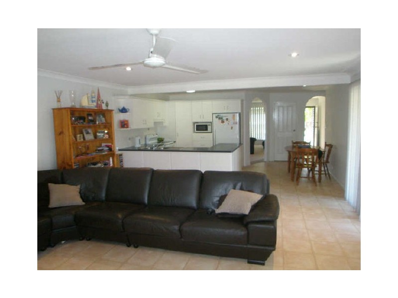 61 Rosemount Drive, Raymond Terrace NSW 2324