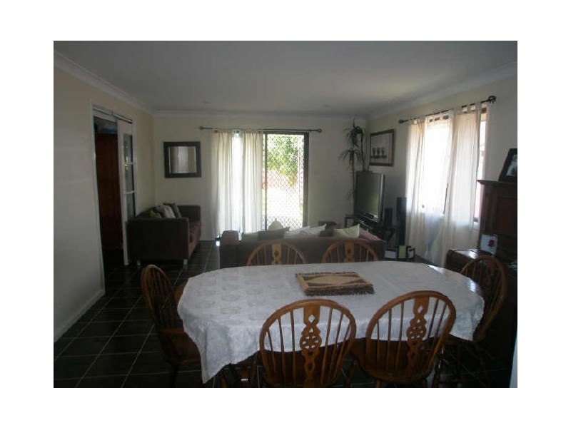 3 Clarke Close, Raymond Terrace NSW 2324