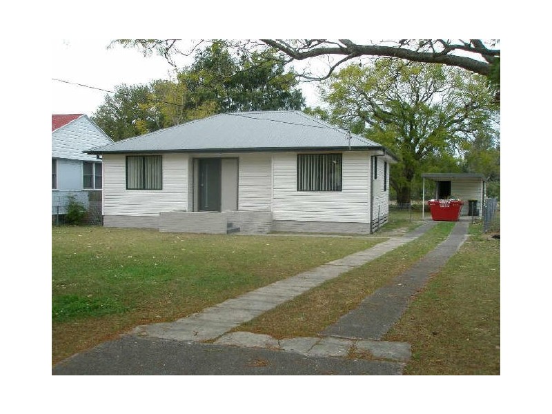 6 Phillip Road, Raymond Terrace NSW 2324