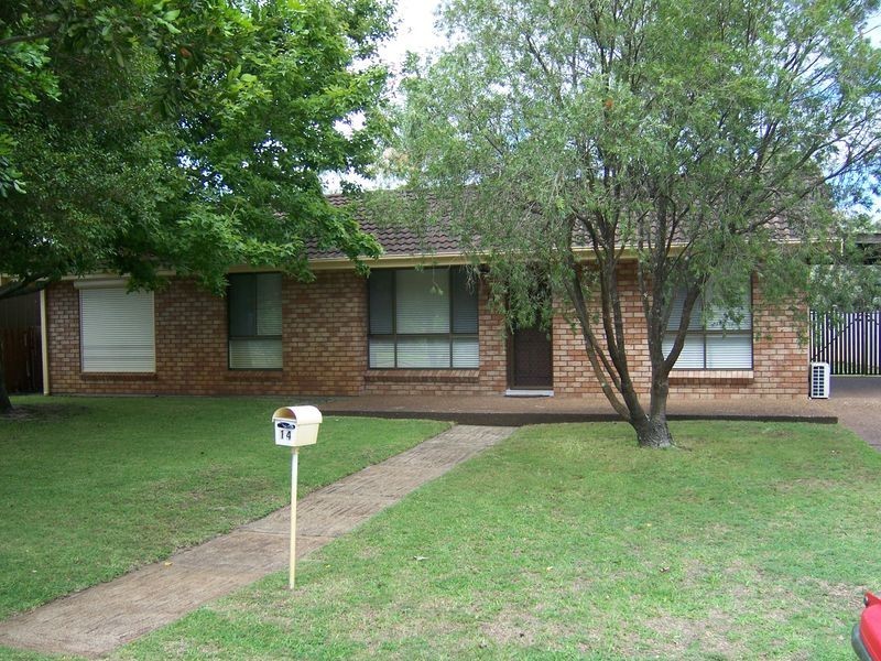 14 Bowman Drive, Raymond Terrace NSW 2324