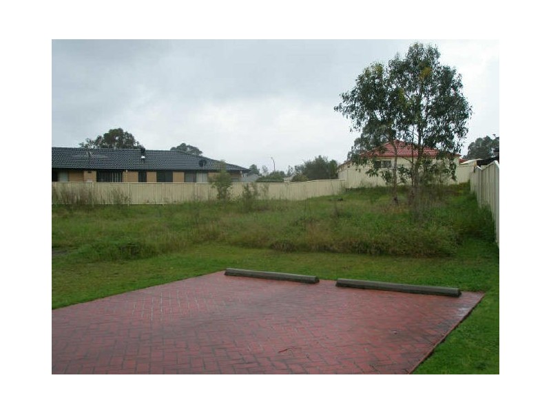 4 Feeney Way, Raymond Terrace NSW 2324