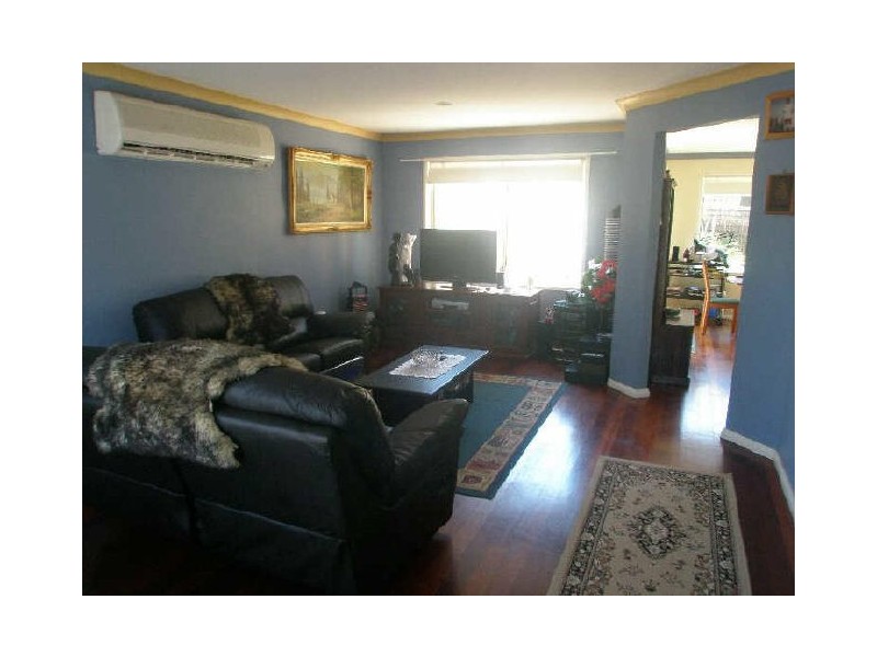 2 Jeffrey Linton Place, Raymond Terrace NSW 2324