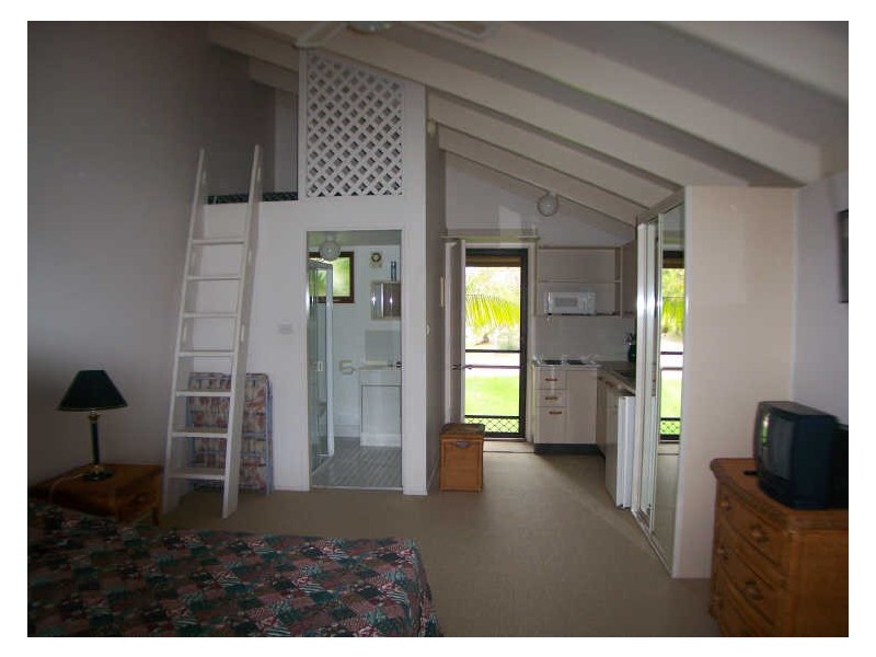 Cabin 16 Fishermans Village Moffats Road, Swan Bay NSW 2324