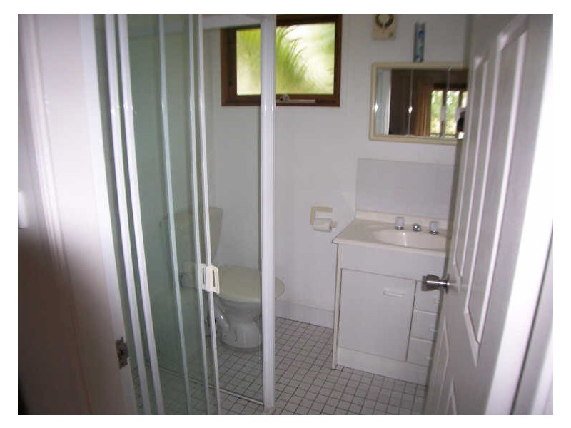 Cabin 16 Fishermans Village Moffats Road, Swan Bay NSW 2324