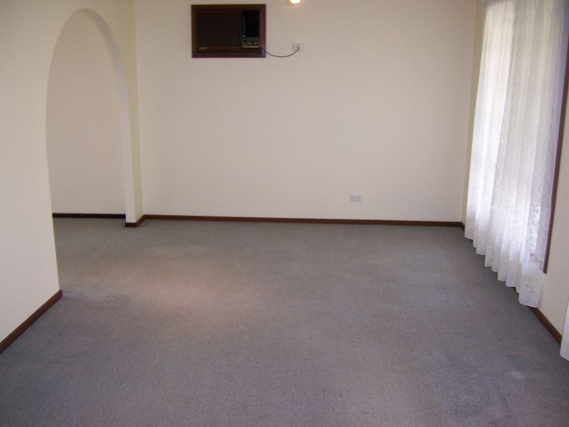 8 Holwell Circuit, Raymond Terrace NSW 2324