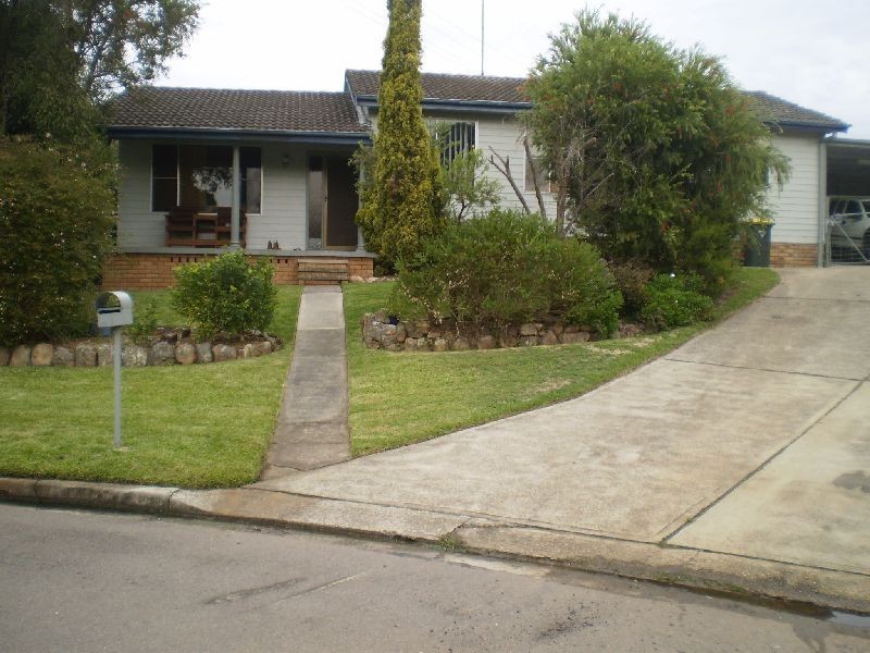8 Cunningham Close, Raymond Terrace NSW 2324