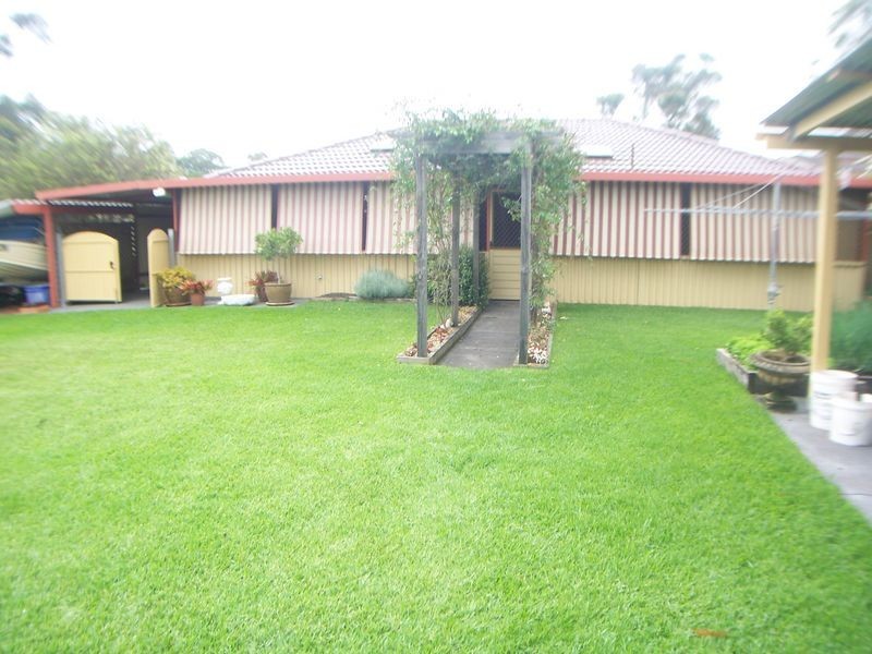 2 Fairchild Street, Raymond Terrace NSW 2324