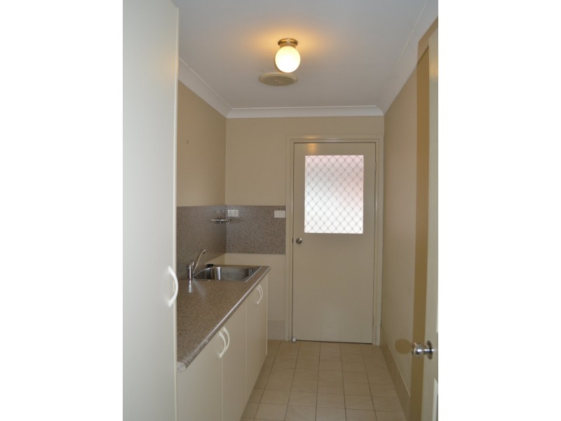 1/27 Joseph Sheen Drive, Raymond Terrace NSW 2324
