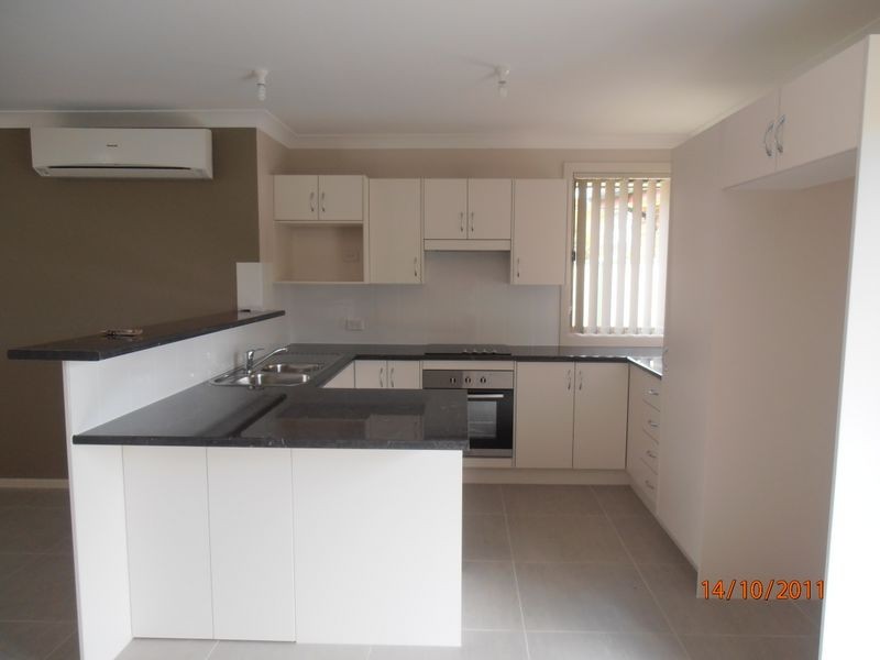 13a Cederwood Crescent, Raymond Terrace NSW 2324